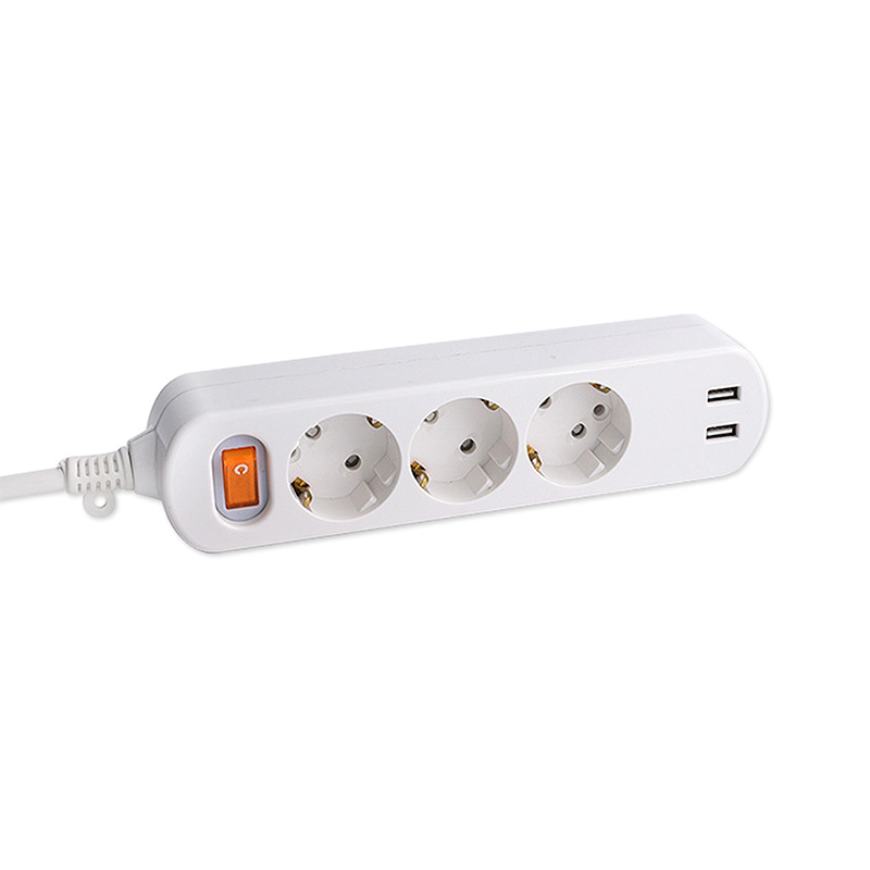 2つのUSBポートと1つのマスタースイッチを備えた3つのEU標準ソケット 2つのUSBポートと1つのマスタースイッチを備えた3つのEU標準ソケット