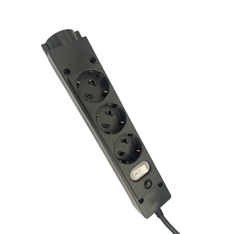 Switchを備えたBlack4 Outlets KC標準ソケットを省く Switchを備えたBlack4 Outlets KC標準ソケットを省く